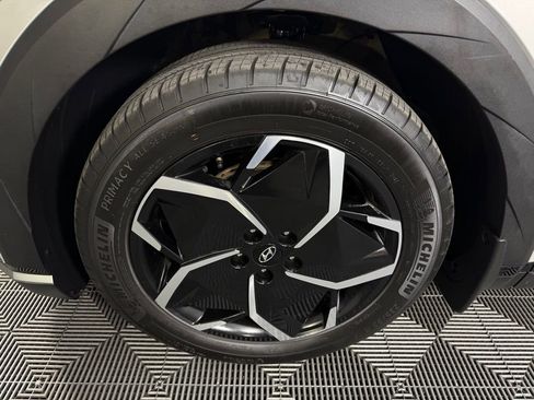 Used 2024 Hyundai Ioniq 5 SEL image 11