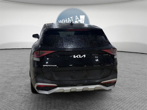 Certified 2023 Kia Sportage EX image 5