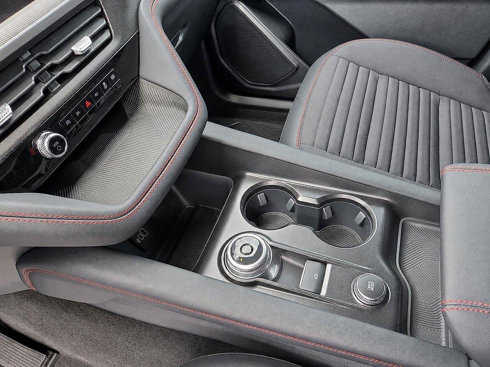 New 2026 Ford Explorer ST-Line w/ ST-Line Street Pack RWD image 18