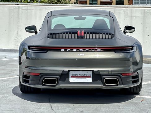 Used 2022 Porsche 911 Carrera RWD image 7