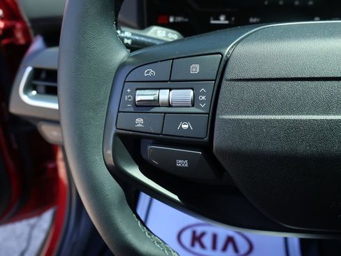 Used 2025 Kia K4 EX FWD image 26