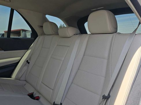Certified 2020 Mercedes-Benz GLE 350 w/ Premium Package image 17