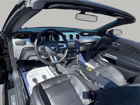 Used 2015 Ford Mustang GT Premium w/ Equipment Group 401A RWD image 26
