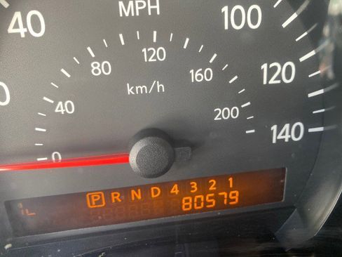 Used 2006 Nissan Armada SE image 19