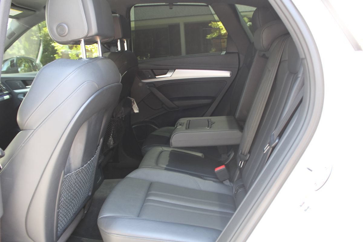 Used 2018 Audi SQ5 Prestige w/ Prestige Package AWD/4WD image 13