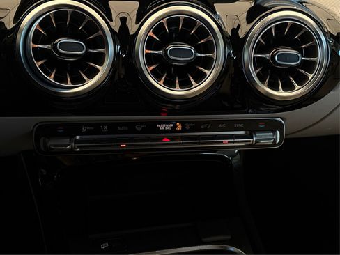 Used 2022 Mercedes-Benz CLA 250 4MATIC image 26