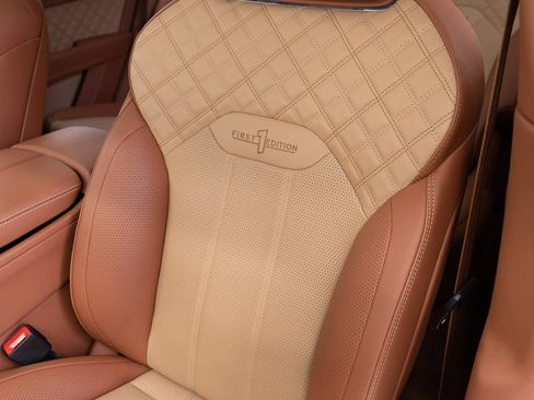 Certified 2021 Bentley Bentayga image 18