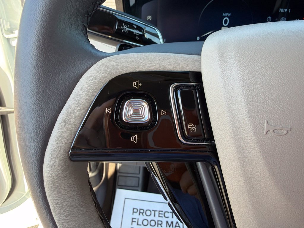 Used 2023 Lincoln Corsair FWD image 22