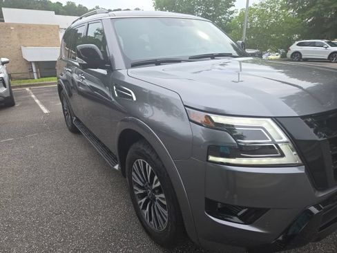 Certified 2023 Nissan Armada SL w/ Midnight Edition Package AWD/4WD image 7