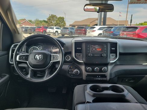 Used 2020 RAM 1500 Big Horn AWD/4WD image 11