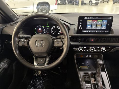 Used 2024 Honda CR-V Sport Touring image 28