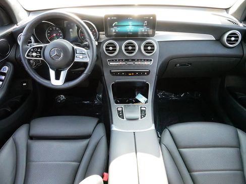 Used 2022 Mercedes-Benz GLC 300 4MATIC image 10