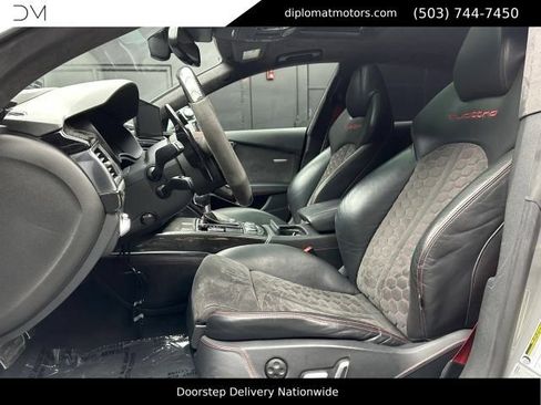 Used 2017 Audi RS 7 Performance AWD/4WD image 18