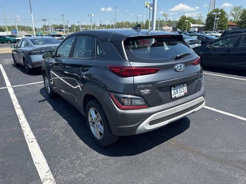Used 2022 Hyundai Kona SE AWD/4WD image 5