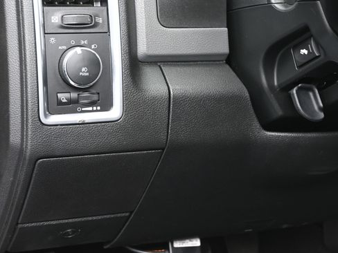 Used 2017 RAM 2500 Big Horn w/ Sport Appearance Group image 23