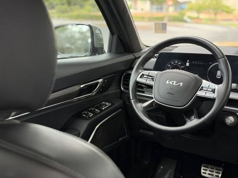 Certified 2024 Kia Telluride SX Prestige X-Line AWD/4WD image 39