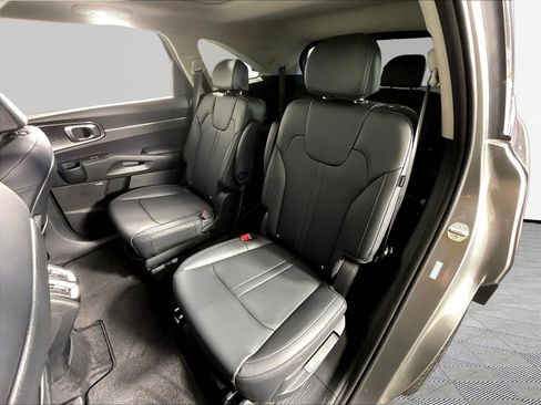 New 2026 Kia Sorento EX w/ EX Premium Package AWD/4WD image 18