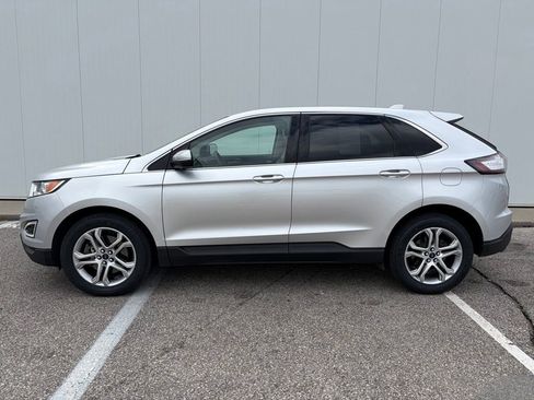 Used 2016 Ford Edge Titanium w/ Technology Package AWD/4WD image 2