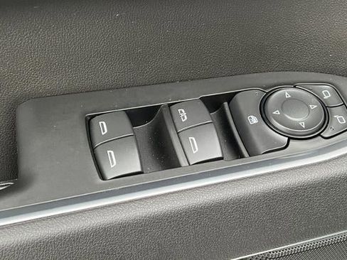 New 2026 GMC Sierra 1500 SLE w/ Preferred Package image 11