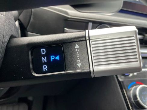 Used 2025 Hyundai Santa Fe Limited FWD image 37