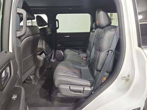 New 2026 Nissan Armada PRO-4X AWD/4WD image 24
