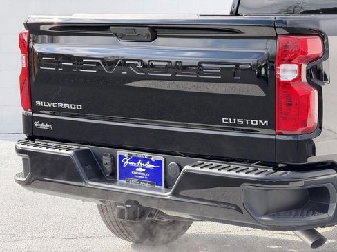 New 2026 Chevrolet Silverado 1500 Custom image 12