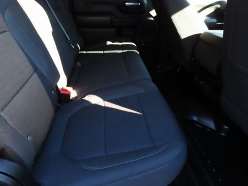 Used 2023 Chevrolet Silverado 2500 LT w/ Convenience Package image 16