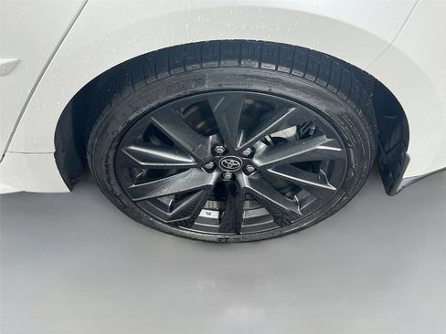 Used 2025 Toyota Corolla XSE FWD image 30