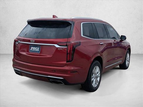 Used 2024 Cadillac XT6 Luxury image 4