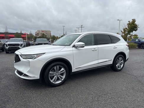 Used 2023 Acura MDX SH-AWD image 2
