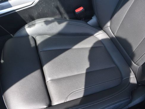 Used 2025 BMW 430i w/ M Sport Package RWD image 11