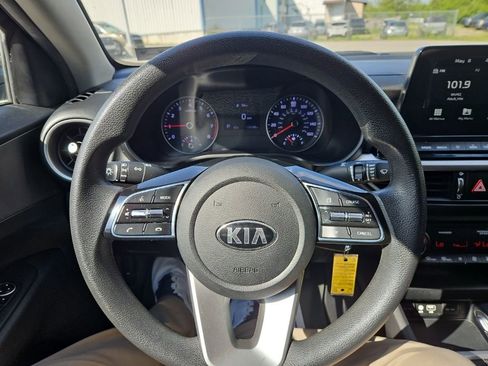 Used 2019 Kia Forte LXS FWD image 15