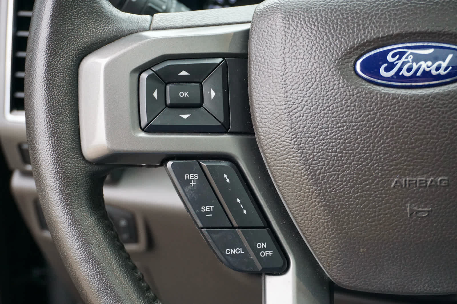 Used 2021 Ford Expedition XLT AWD/4WD image 20