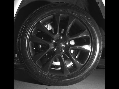 Used 2021 Jeep Grand Cherokee Laredo X AWD/4WD image 9
