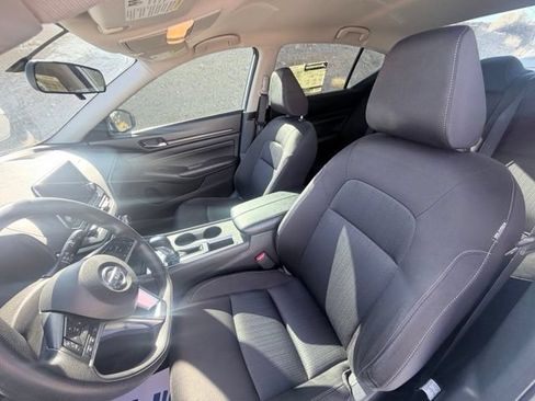 Used 2019 Nissan Altima 2.5 S FWD image 22