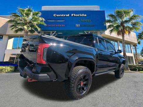 Used 2025 Toyota Tacoma TRD Pro image 5