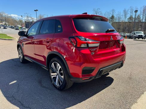 Used 2024 Mitsubishi Outlander Sport SE AWD/4WD image 5