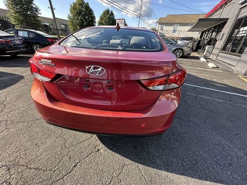 Used 2016 Hyundai Elantra SE FWD image 5