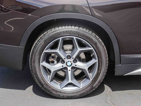 Used 2016 BMW X1 xDrive28i AWD/4WD image 9