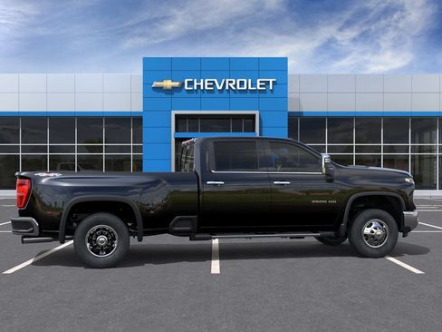 New 2026 Chevrolet Silverado 3500 LTZ w/ LTZ Plus Package AWD/4WD image 5