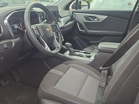 Used 2025 Chevrolet Blazer LT FWD image 5