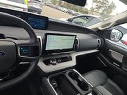 Used 2025 Ford Expedition Max Active image 11