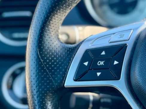 Used 2013 Mercedes-Benz C 250 Sedan image 19