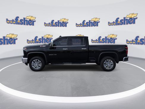 Certified 2024 Chevrolet Silverado 2500 LTZ w/ LTZ Premium Package AWD/4WD image 5