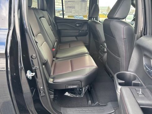 New 2026 Honda Ridgeline Black Edition image 24