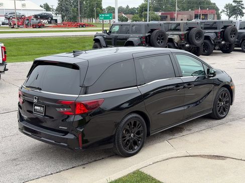 Used 2025 Honda Odyssey Sport-L image 6