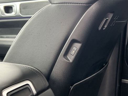 Certified 2024 Hyundai Santa Fe Limited FWD image 32