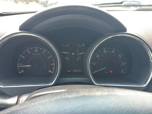 Used 2012 Toyota Highlander SE w/ Tow Pkg FWD image 34