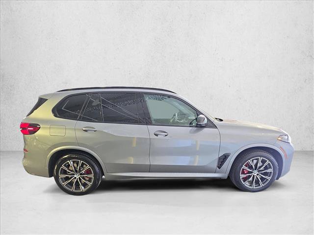 Used 2026 BMW X5 M60i AWD/4WD image 4