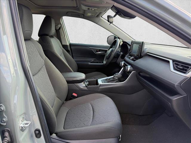 Used 2022 Toyota RAV4 XLE w/ Convenience Package AWD/4WD image 22